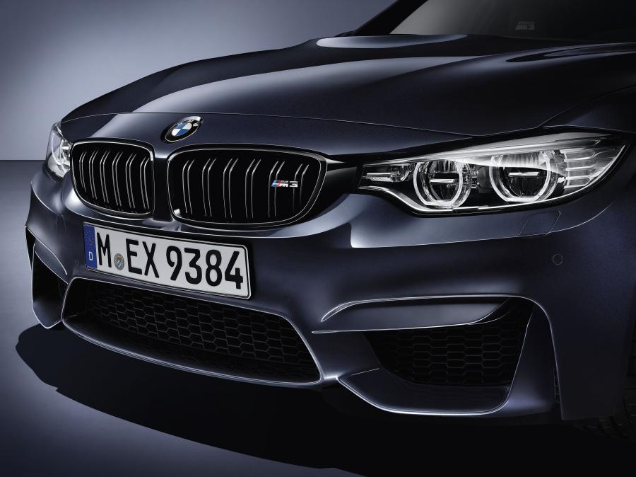 Детали экстерьера BMW M3 30 Years M3 2016 года  (фото 40 из 43)